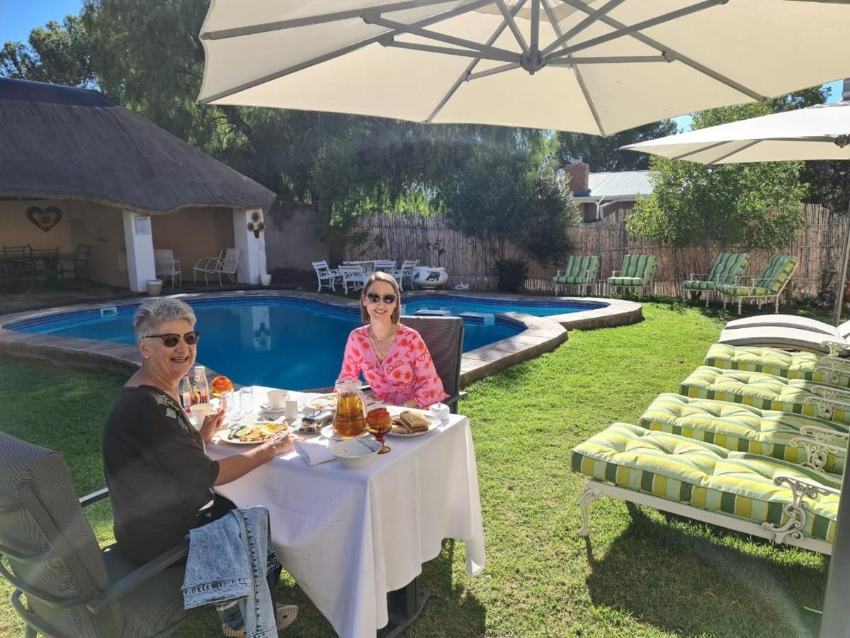 Victoria Oaks Guesthouse Victoria West Esterno foto