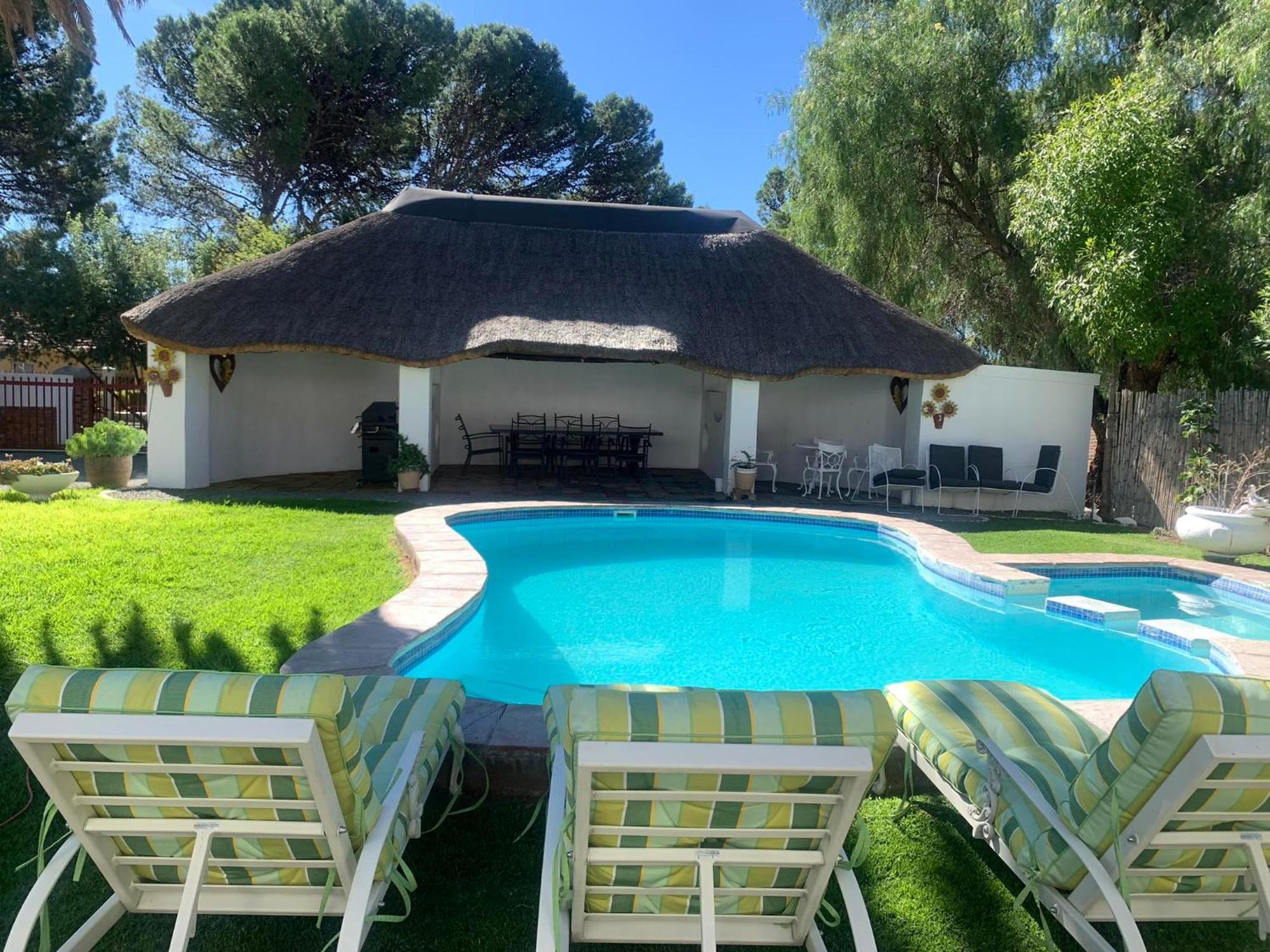 Victoria Oaks Guesthouse Victoria West Esterno foto