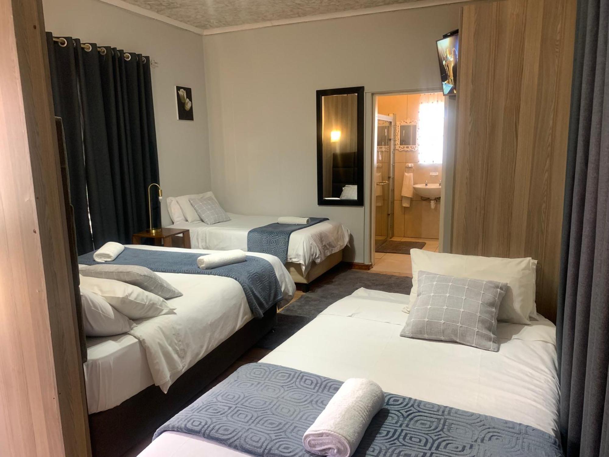 Victoria Oaks Guesthouse Victoria West Esterno foto