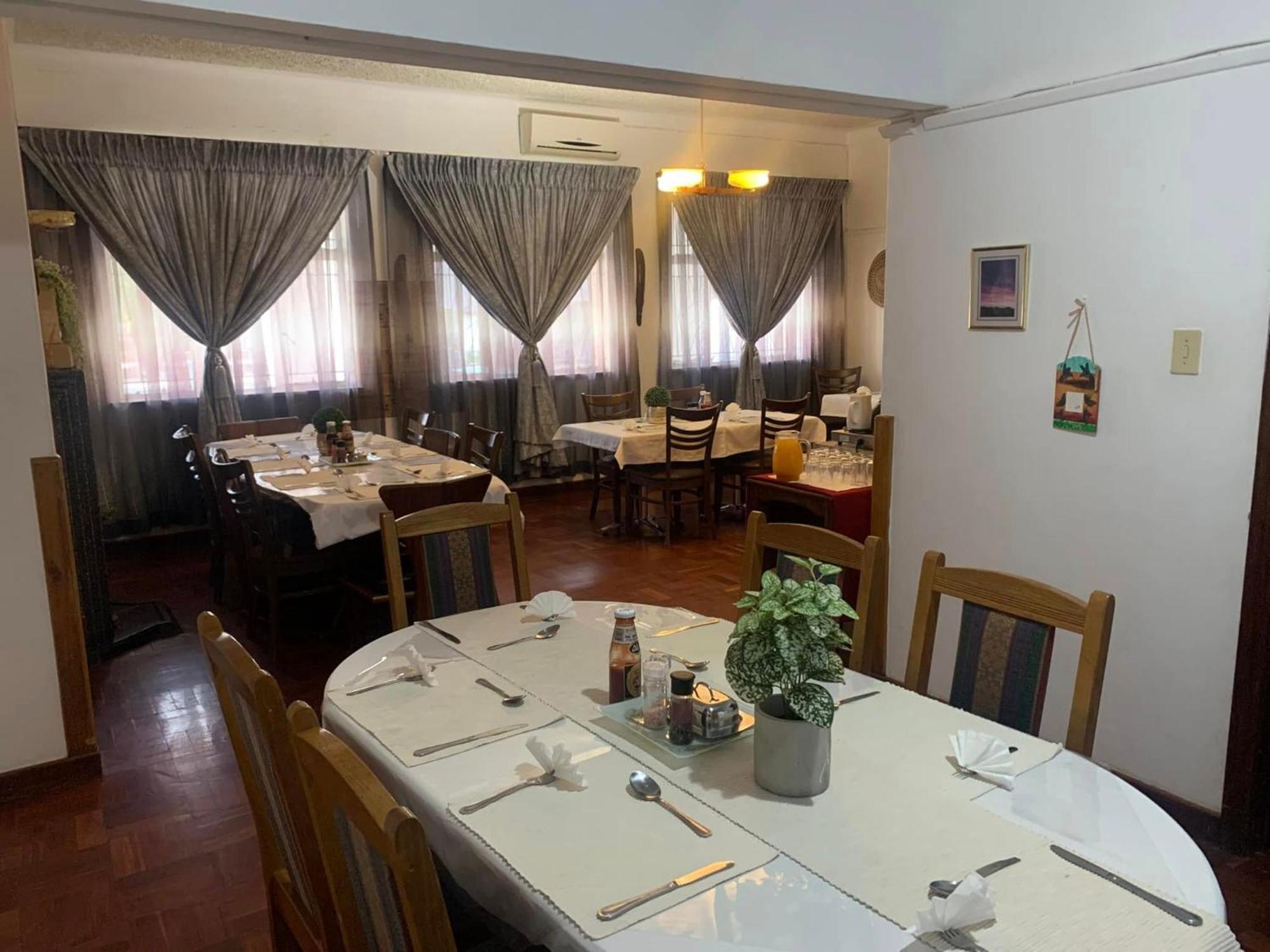 Victoria Oaks Guesthouse Victoria West Esterno foto