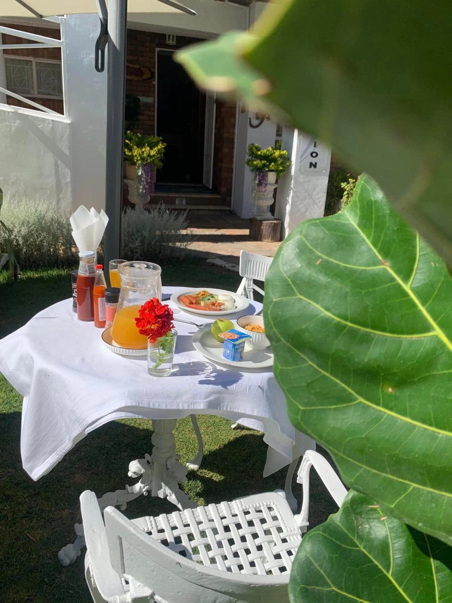 Victoria Oaks Guesthouse Victoria West Esterno foto